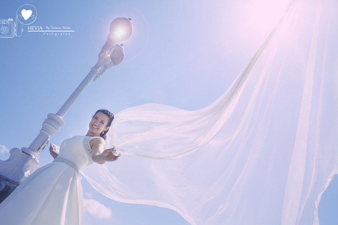 Hevia_fotógrafos_Tamara_Hevia_fotografía_fotografía_de_boda_Boda_en_San_Pedro_Gijón_Boda_Castillo_de_la_Zoreda 10