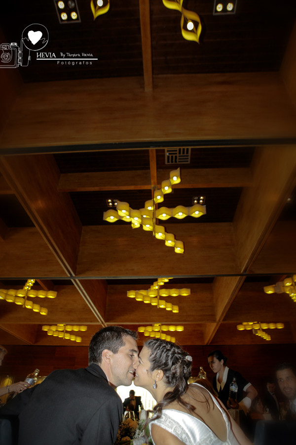 Hevia_fotógrafos_Tamara_Hevia_fotografía_fotografía_de_boda_Boda_en_San_Pedro_Gijón_Boda_Castillo_de_la_Zoreda 16