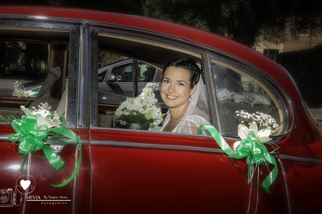 Hevia_fotógrafos_Tamara_Hevia_fotografía_fotografía_de_boda_Boda_en_San_Pedro_Gijón_Boda_Castillo_de_la_Zoreda 26