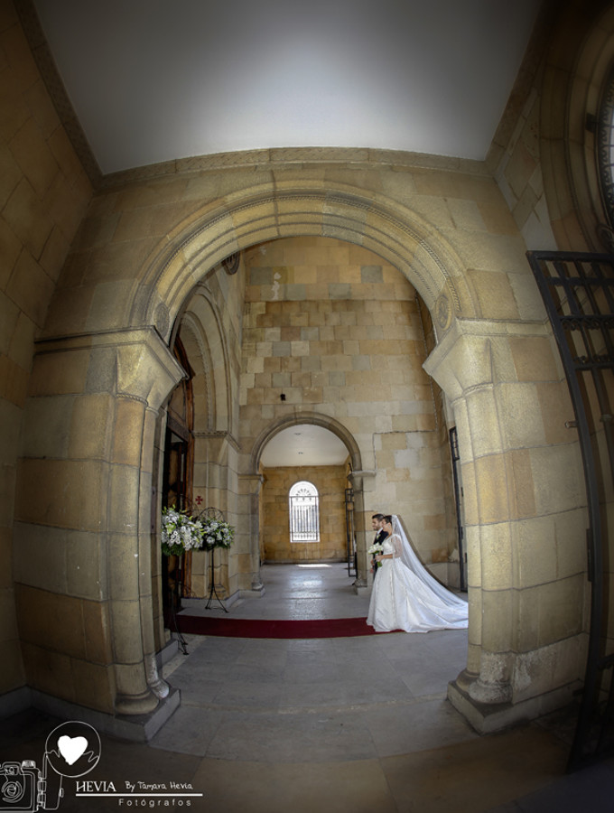 Hevia_fotógrafos_Tamara_Hevia_fotografía_fotografía_de_boda_Boda_en_San_Pedro_Gijón_Boda_Castillo_de_la_Zoreda_73