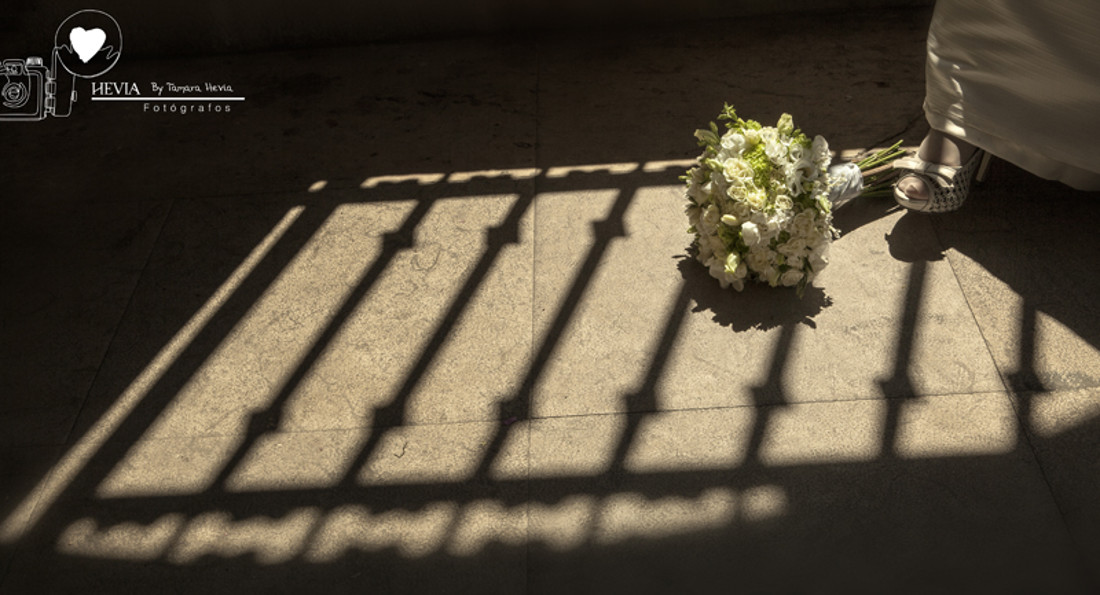 Hevia_fotógrafos_Tamara_Hevia_fotografía_fotografía_de_boda_Boda_en_San_Pedro_Gijón_Boda_Castillo_de_la_Zoreda 7