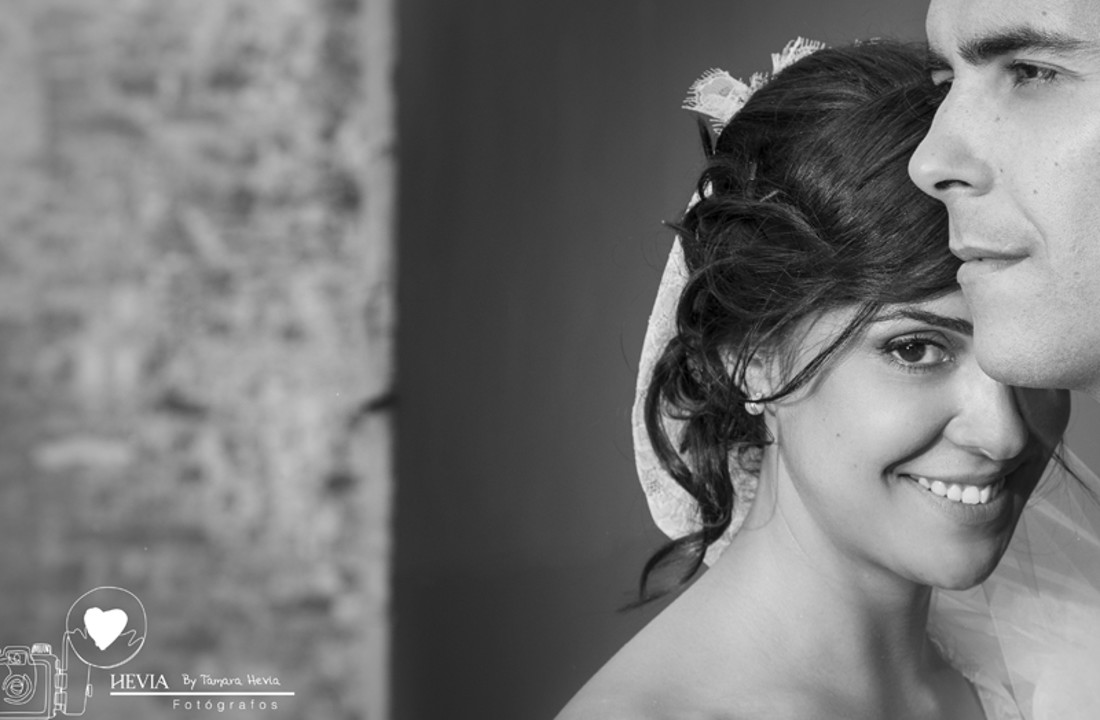 hevia_fotografos_tamara_hevia_fotografia_boda_en_llanes_bodas_asturias_boda_mirador_de_toró_wedding_photo_boda_basílca_de_llanes