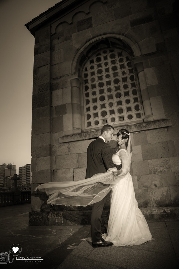 tamara_hevia_fotografa_hevia_fotografos_arriondas_boda_san_pedro_gijón_quinta_del_duro_hotel_avant_garde_fotografía_de_boda_asturias (12)