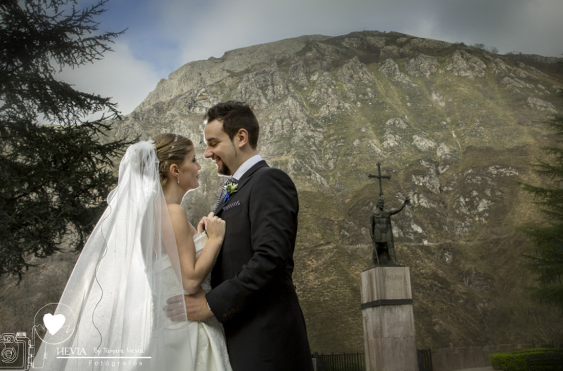 hevia_fotografos_tamara_hevia_fotografa_fotografía_de_boda_asturias_bodas_asturias_cangas_de_onis_finca_villamaria-boda_covadonga (18)