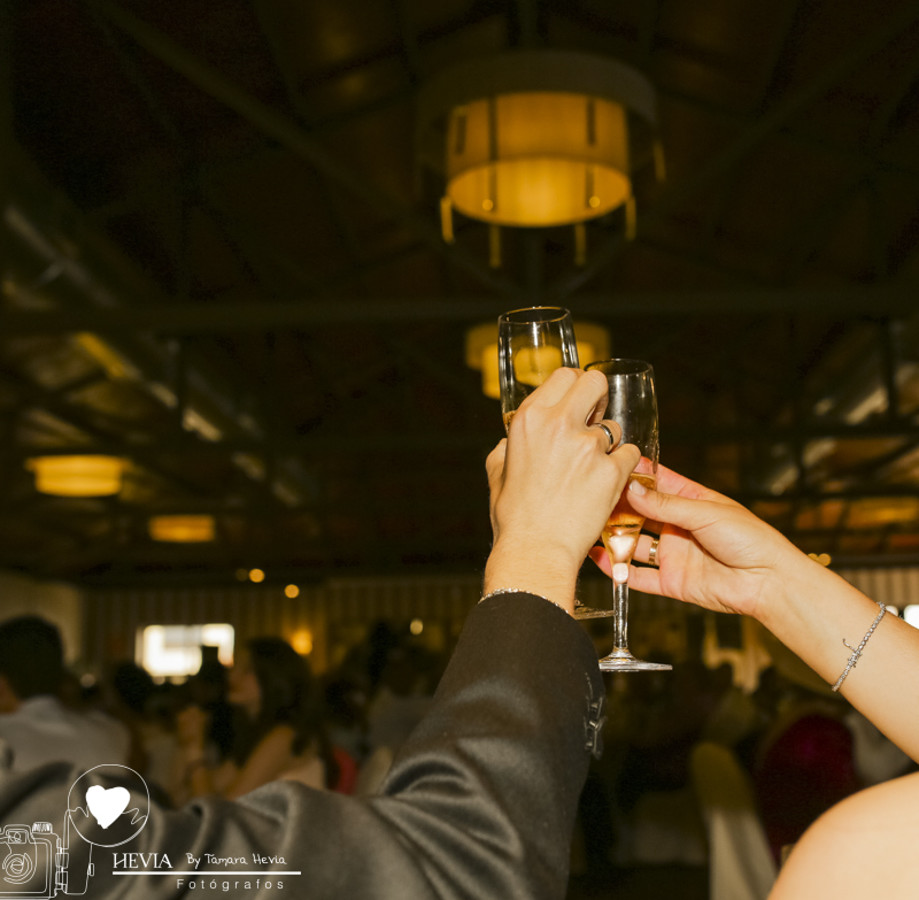 hevia_fotografos_tamara_hevia_fotografa_fotografía_de_boda_asturias_bodas_asturias_cangas_de_onis_finca_villamaria (20)