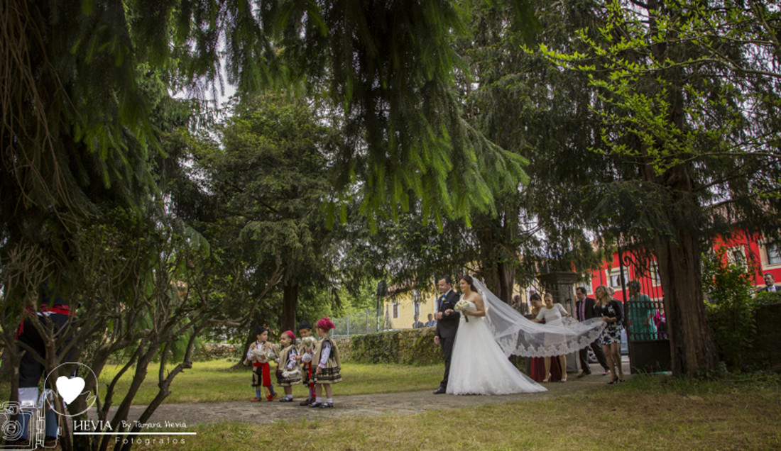 hevia_fotografos_tamara_hevia_fotografa_fotografía_de_boda_asturias_bodas_asturias_cangas_de_onis_finca_villamaria (8)