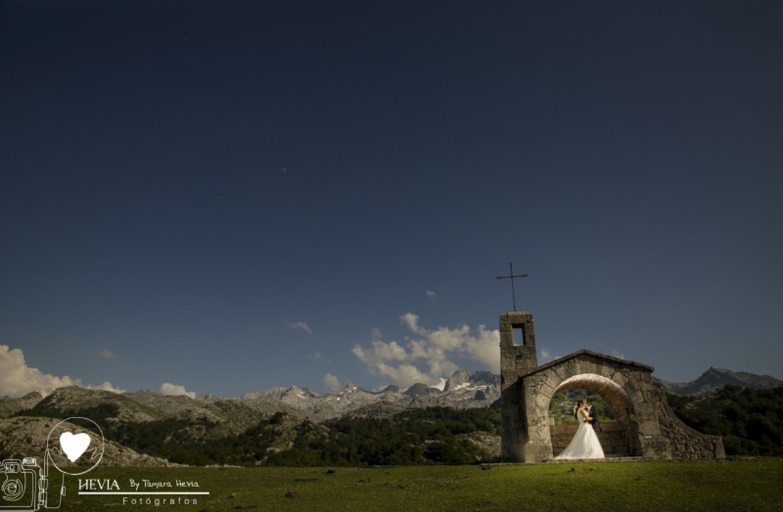 hevia_fotografos_tamara_hevia_fotografa_fotografía_de_boda_asturias_bodas_asturias_cangas_de_onis_finca_villamaria-postboda (10)