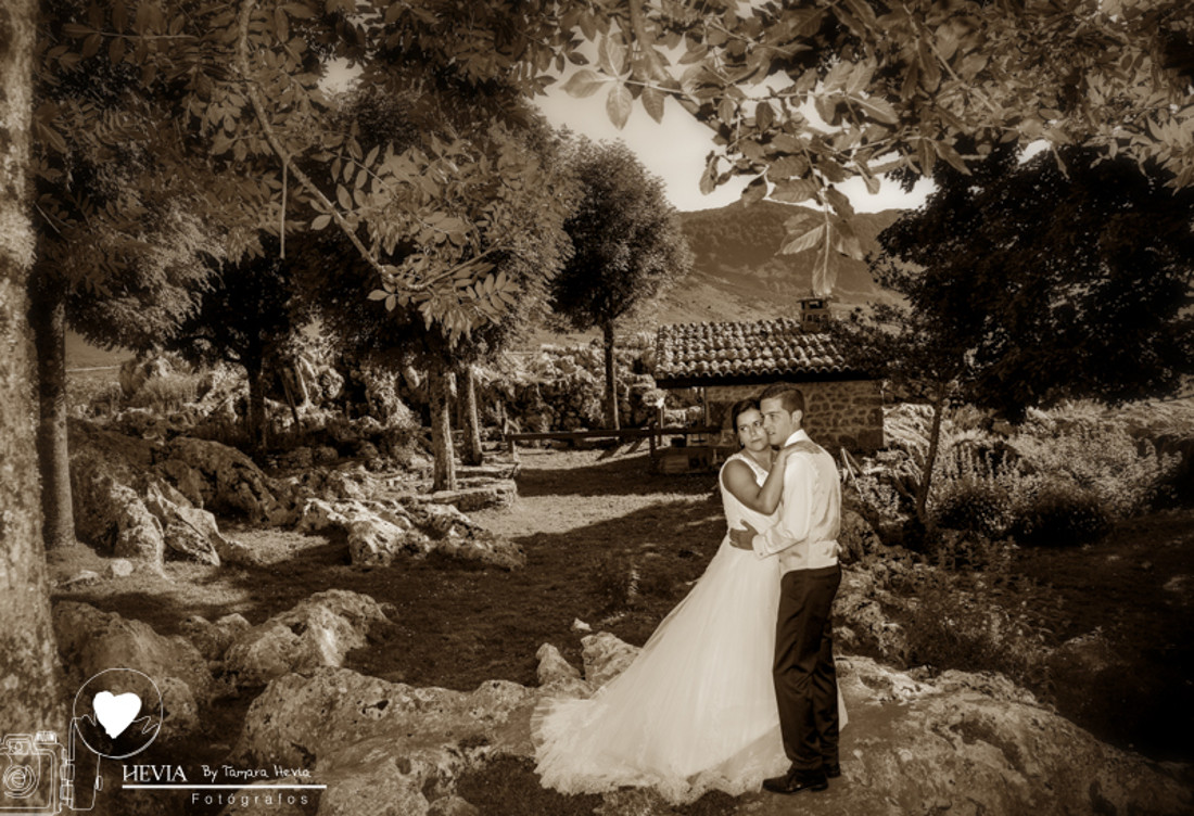 hevia_fotografos_tamara_hevia_fotografa_fotografía_de_boda_asturias_bodas_asturias_cangas_de_onis_finca_villamaria-postboda (5)