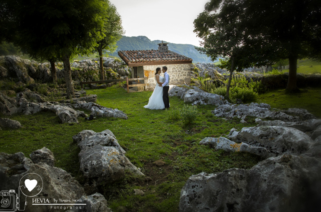 hevia_fotografos_tamara_hevia_fotografa_fotografía_de_boda_asturias_bodas_asturias_cangas_de_onis_finca_villamaria-postboda (8)